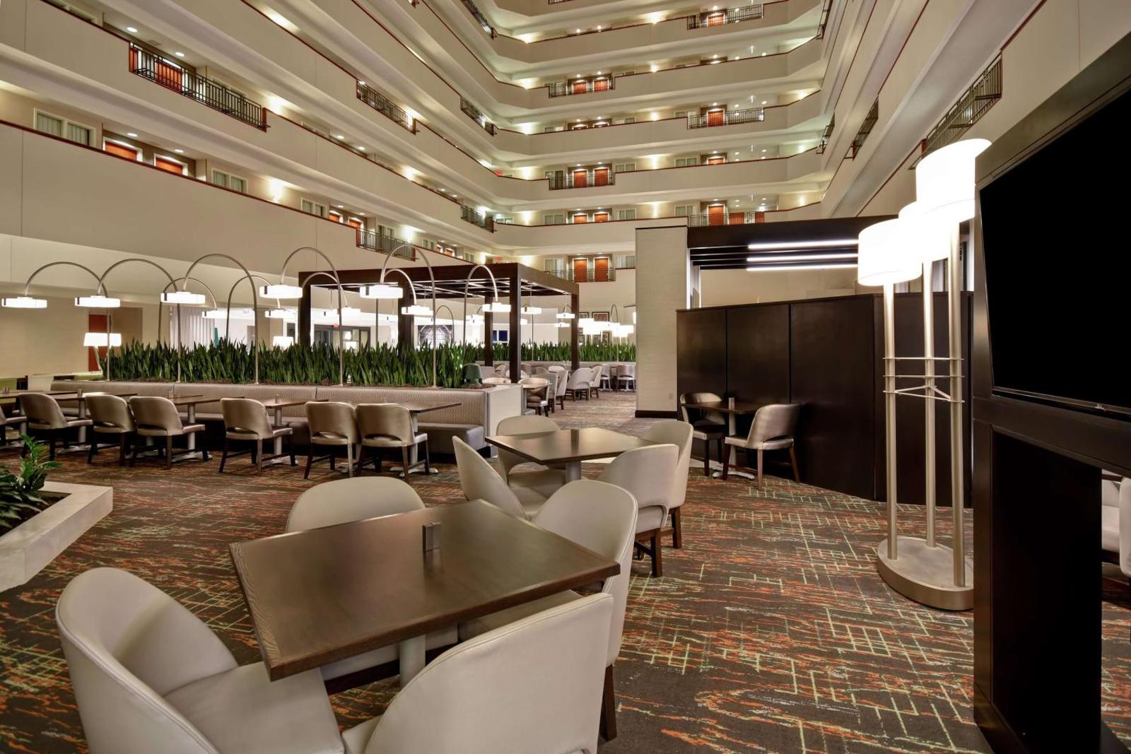 Embassy Suites By Hilton Hotel Little Rock